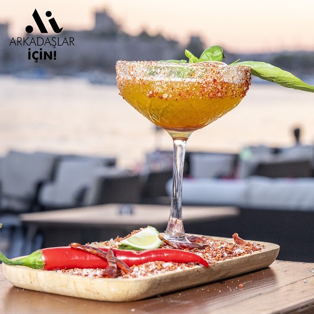 Arkadaşlar İçin Bar fotoğrafı