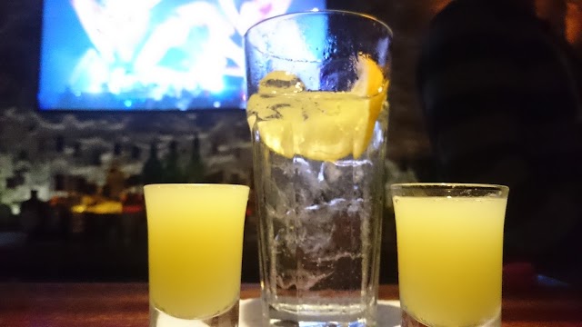 Adamik Bar fotoğrafı