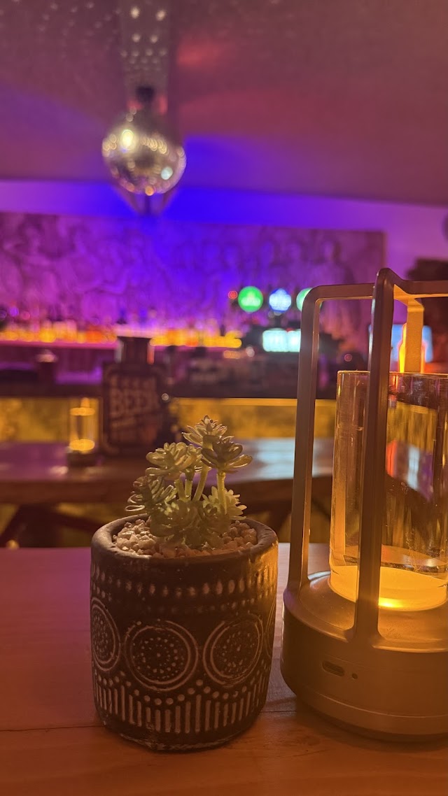 Fizz Bitez • Cocktail & Bar fotoğrafı