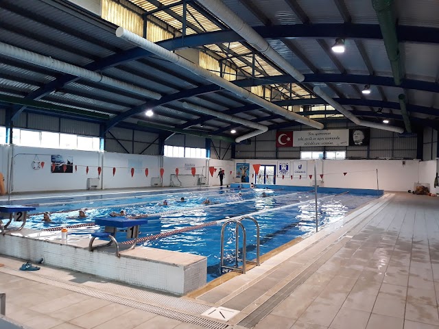 Binnaz Karakaya Spor Salonu fotoğrafı