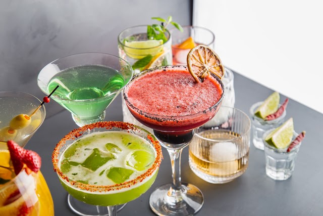 Gölge Cocktail Bar fotoğrafı