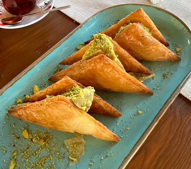 Akşamüstü Meyhane fotoğrafı