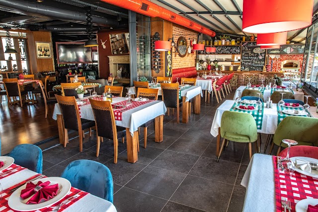 TYRO Pizzeria Ristorante Italiano fotoğrafı