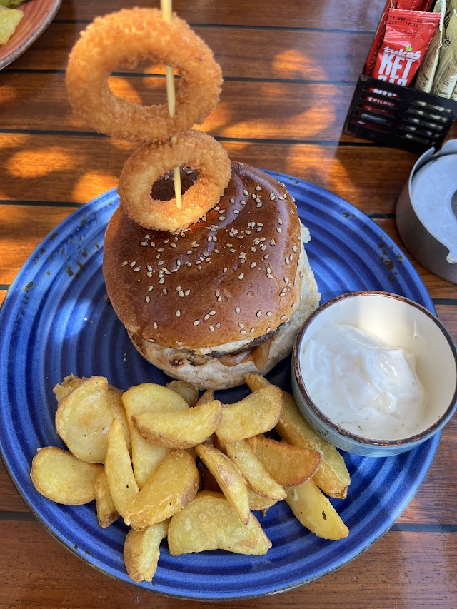  Trafo Cafe & Restaurant fotoğrafı