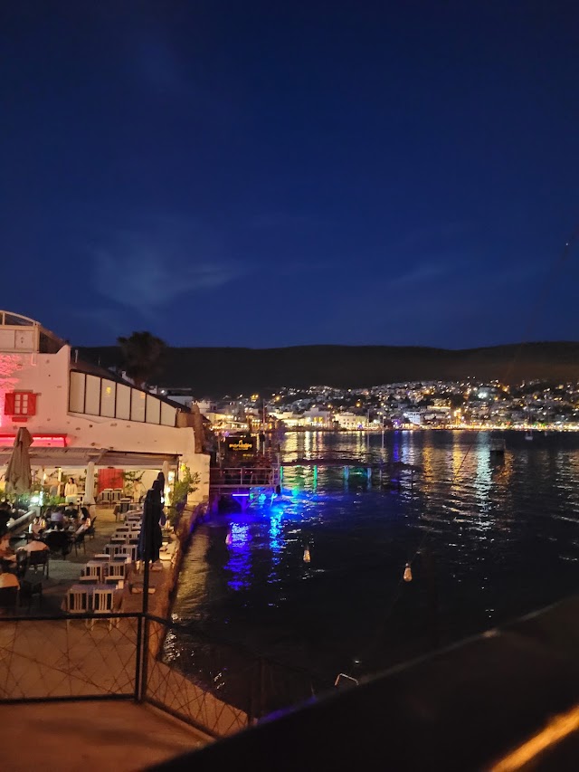  Trafo Cafe & Restaurant fotoğrafı