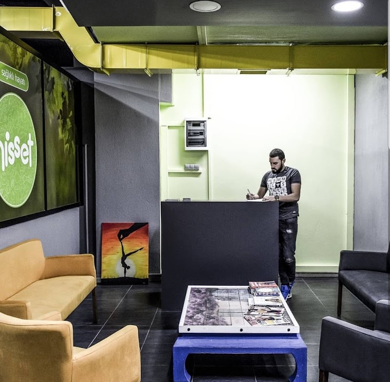 B-GYM SPOR SALONU fotoğrafı