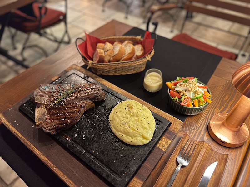 So Big Pub fotoğrafı