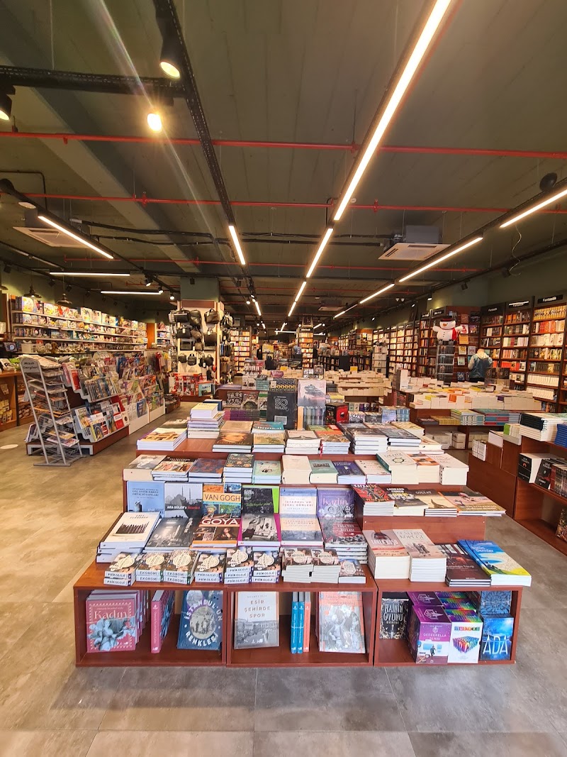 Penguen Kitabevi Bodrum Midtown AVM fotoğrafı