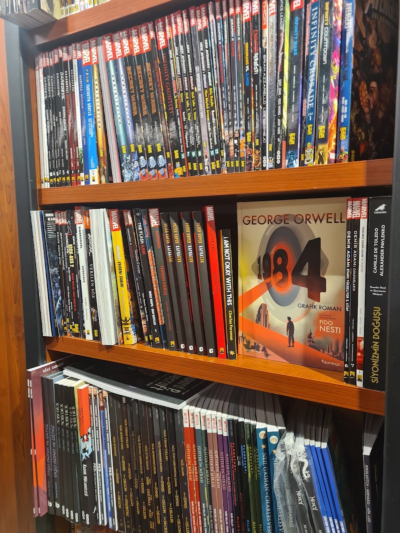 Penguen Kitabevi Bodrum Midtown AVM fotoğrafı