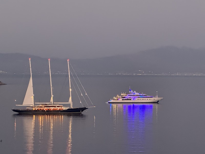 Bodrum kumbahçe fotoğrafı