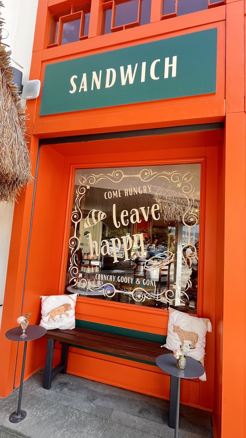 Queen' s Delicatessen fotoğrafı