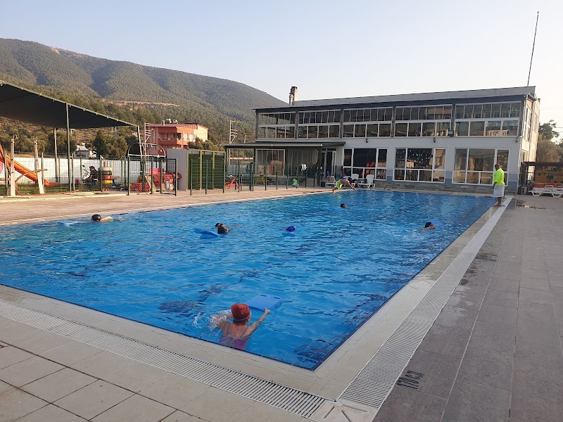 Özge Koleji Menteş Kampüsü Salonu fotoğrafı