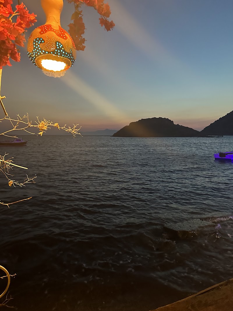 Gümüşlük Sahne fotoğrafı